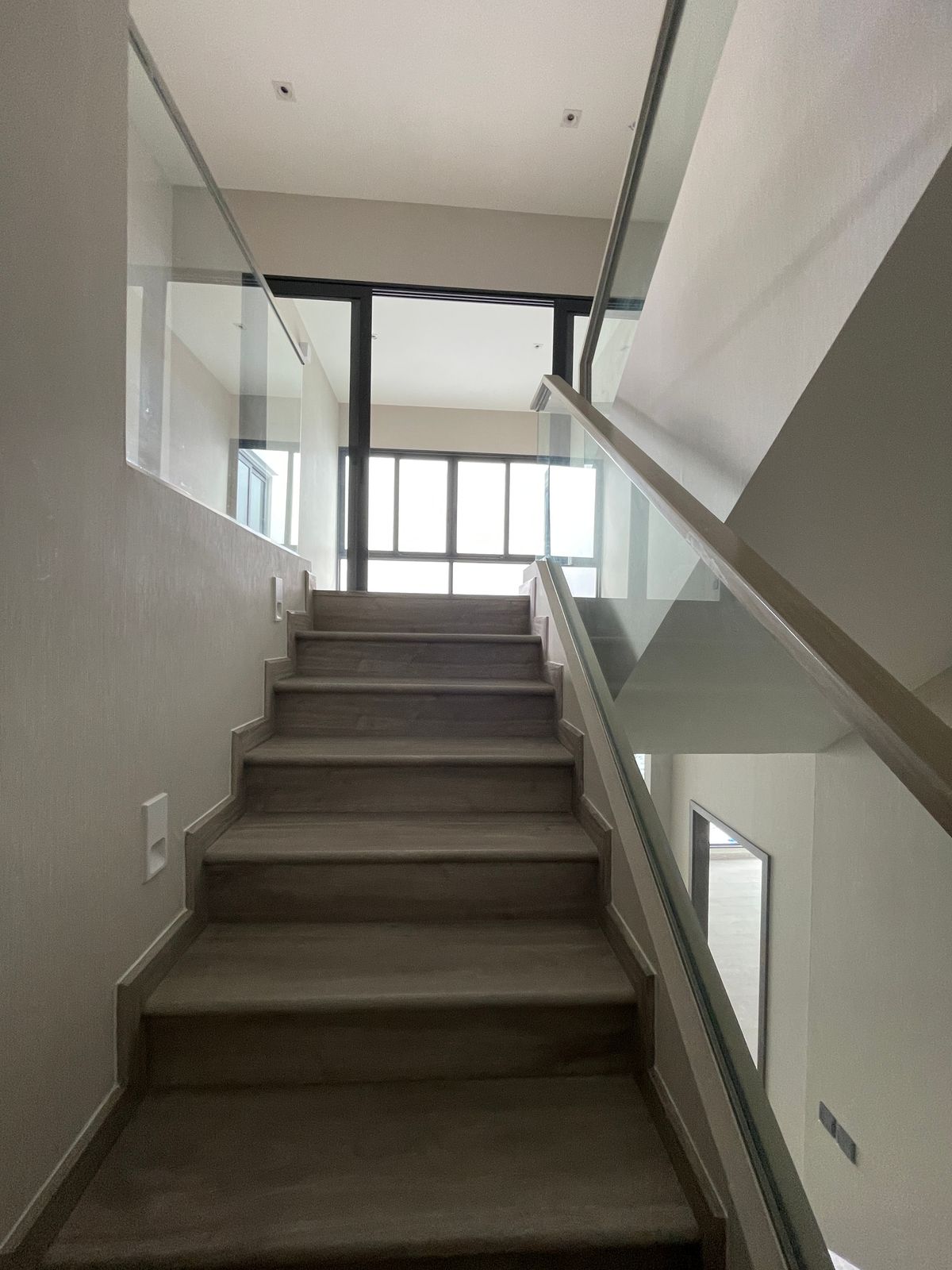 ขายบ้านพระราม 9 เพชรบุรีตัดใหม่ RCA : ขายบ้านAPEX (เอ-เพ็กซ์) อาร์เทล อโศก – พระราม 9 บ้านเดี่ยว 3.5 ชั้น พร้อมสระว่ายน้ำส่วนตัวและลิฟต์ ทำเลทองพระราม 9 ตอบโจทย์ทุกไลฟ์สไตล์ครอบครัวใหญ่ รายล้อมด้วยสิ่งอำนวยความสะดวกครบครัน