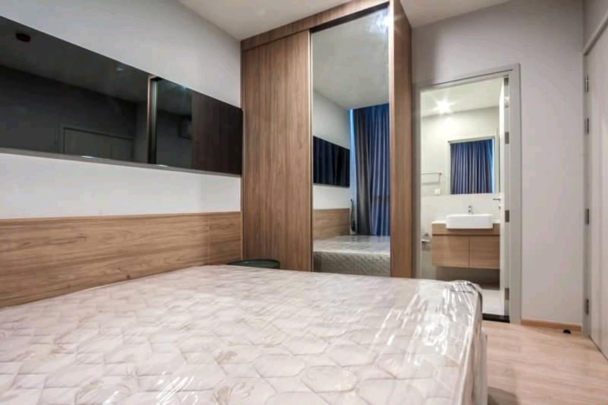 ให้เช่าคอนโดรัชดา ห้วยขวาง : 🔥ให้เช่าด่วน🔥Noble Revolve Ratchada ห้องกว้าง 2 ห้องนอน 2 ห้องน้ำ ใกล้ MRT ศูนย์วัฒนธรรม ❗