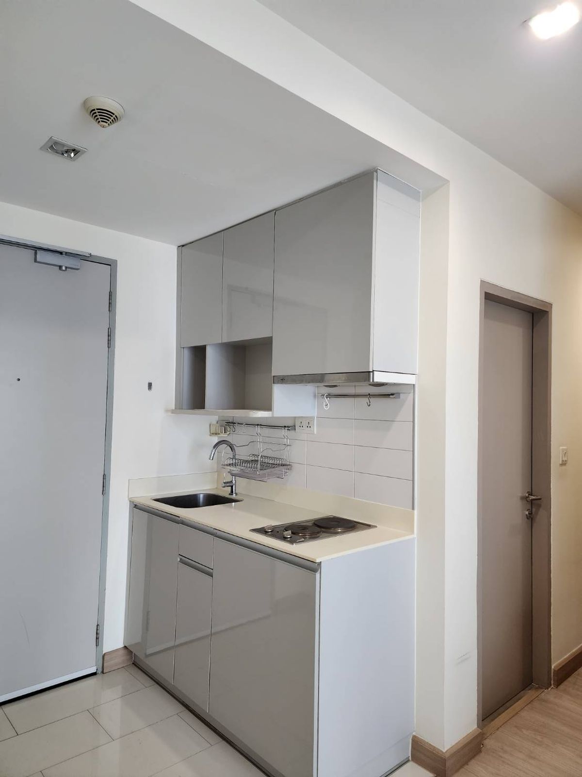 ให้เช่าคอนโดราชเทวี พญาไท : For Rent Condo Ideo Mobi Phayathai fully furnished (S15-4778)