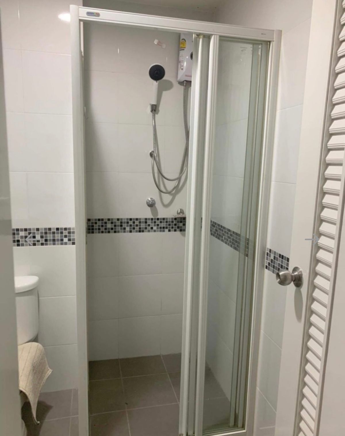 CondoBangna, Bearing, Lasalle : ** Owner sells by yourself ** Sell and rent a Condo, Kensington Bearing 12, 2 bedrooms, 1 bathroom, electrical appliances and full furniture.