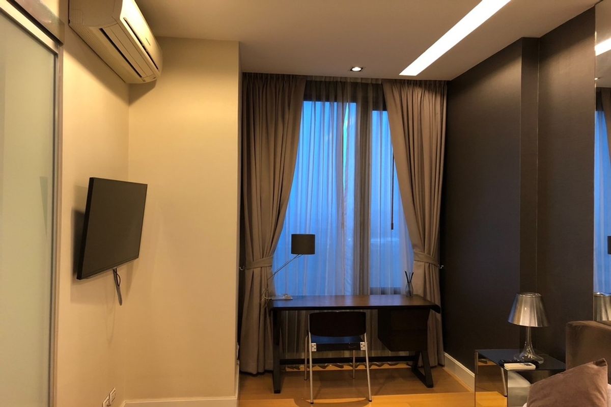 For SaleCondoLadprao, Central Ladprao : 🔥 For Sale !!🔥 Code C20240301067..........Equinox Phahol Vibha, 1 bedroom, 1 bathroom, high floor 30++, furnished, SELL AT LOSS!!📣📣