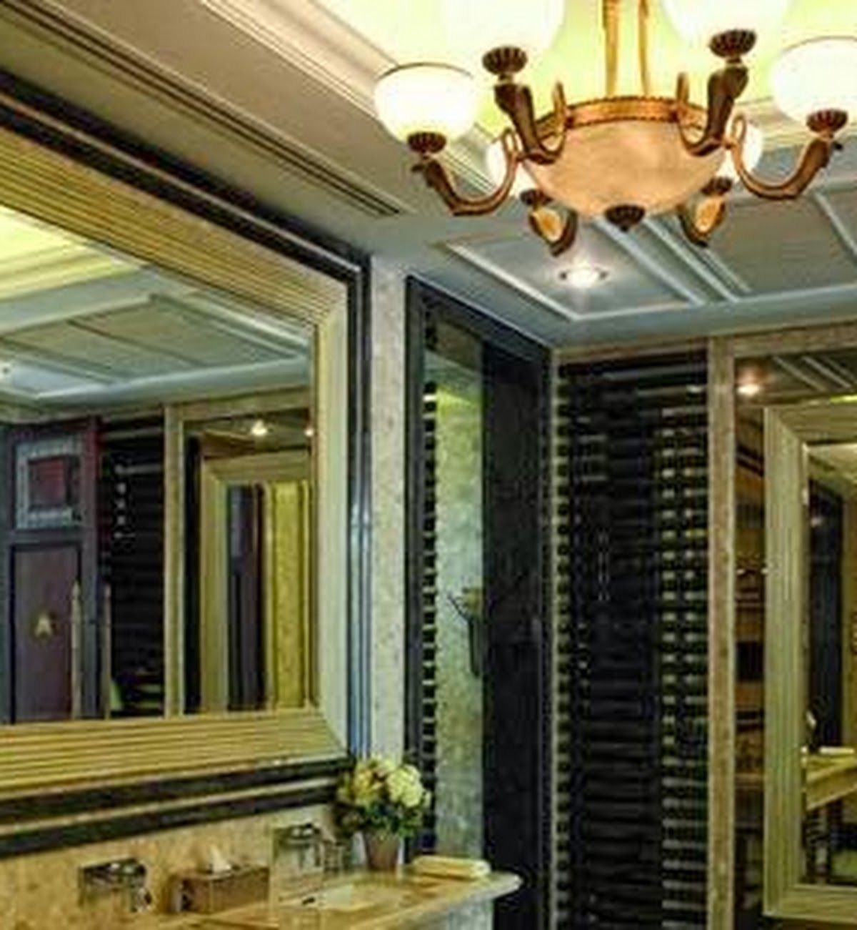 For SaleCondoWitthayu, Chidlom, Langsuan, Ploenchit : The Address Chidlom / Condo shady in the heart of Chidlom, the best price in the market / 1 bedtime 55 square meters, call 0937890899.