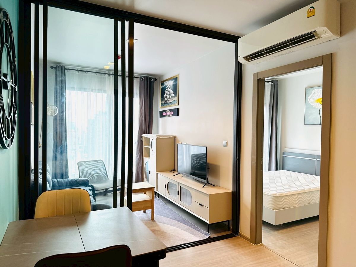 For RentCondoRama9, Petchburi, RCA : ♨️Closed Kitchen💛 ❤️Life Asoke Rama9 🚝 300 m. MRT Rama 9