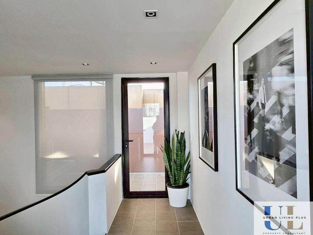 ขายคอนโดสาทร นราธิวาส : ( U20250528400 ) Tel/Line 096-2479369 , สำหรับขาย บ้าน ลักซ์ - สาทร เพนส์เฮ้า 3 ห้องนอน 3 ห้องน้ำ 303.59 ตร.ม. ตกแต่งพร้อมอยู่ สวยมาก