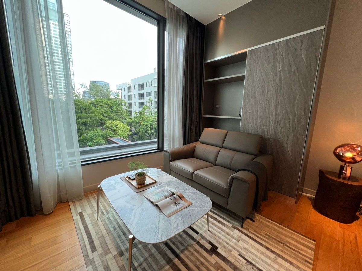 ให้เช่าคอนโดวิทยุ ชิดลม หลังสวน : Sindhorn Residence LSIR0156