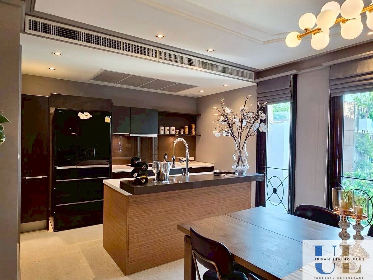 ขายคอนโดสาทร นราธิวาส : ( U20250528400 ) Tel/Line 096-2479369 , สำหรับขาย บ้าน ลักซ์ - สาทร เพนส์เฮ้า 3 ห้องนอน 3 ห้องน้ำ 303.59 ตร.ม. ตกแต่งพร้อมอยู่ สวยมาก