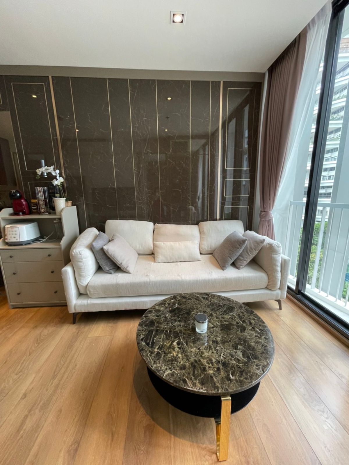 ให้เช่าคอนโดสุขุมวิท อโศก ทองหล่อ : 🏙️ For Rent: Park 24 Condo | 2 Bedrooms 📍 Location • 550m from BTS Phrom Phong 📌 Ref: T1782 LINE ID: @323gqmho