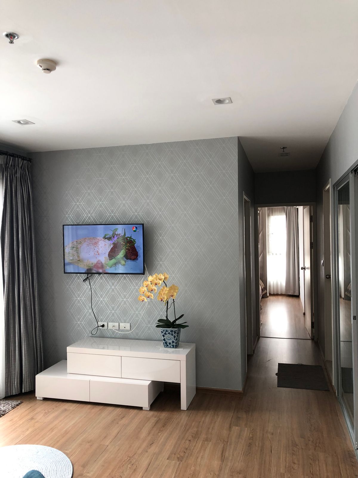 CondoSathorn, Narathiwat : Sell ​​or rent a condo, fuse Chan Sathorn, 28th floor, private corner room, beautiful room, 2 bedrooms, 2 bedrooms