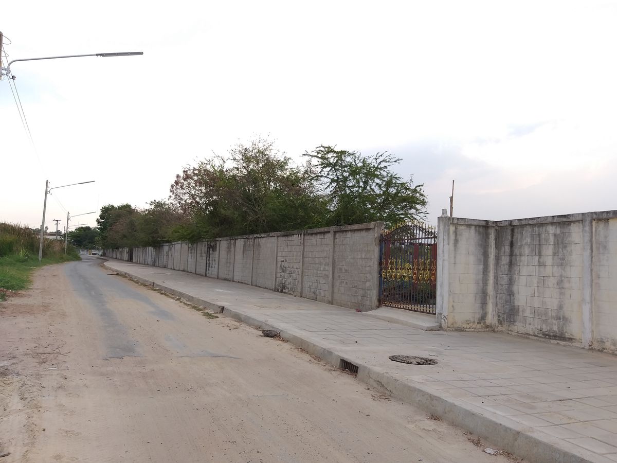 ขายที่ดินโคราช นครราชสีมา : ขายที่ดินเปล่า  19 ไร่ 78 ตารางวา  หลังโรงเรียนจอหอ  ถ.มิตรภาพ3/1  สุรนารายณ์ซ.12  ต.จอหอ  อ.เมือง  นครราชสีมา