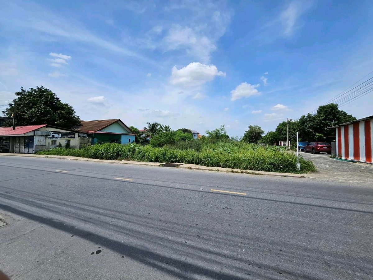 ขายที่ดินปทุมธานี รังสิต ธรรมศาสตร์ : ขายต่ำกว่าราคาตลาดถึง 23% ที่ดินคูคต ลำลูกกาคลอง3 ขนาด 4 ไร่ ทำเลดี มีศักยภาพในการพัฒนาต่อยอด พร้อมโอน!!