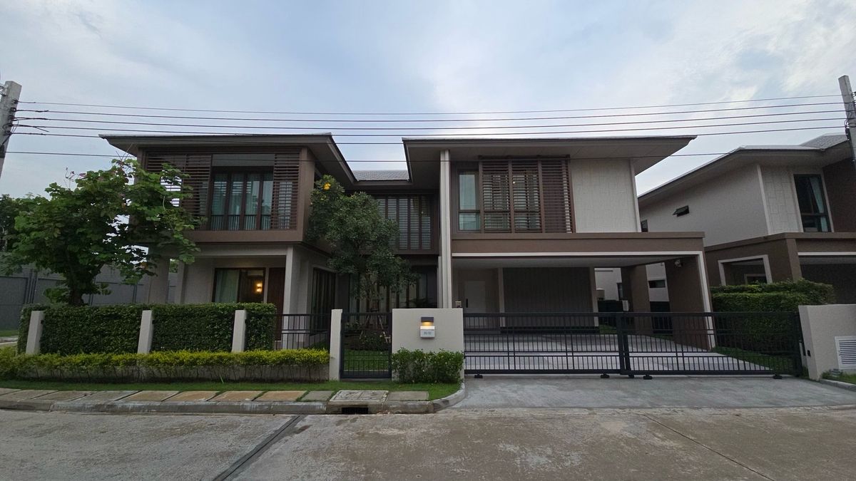 For RentHousePattanakan, Srinakarin : Luxurious detached house for rent, Burasiri, Krungthep