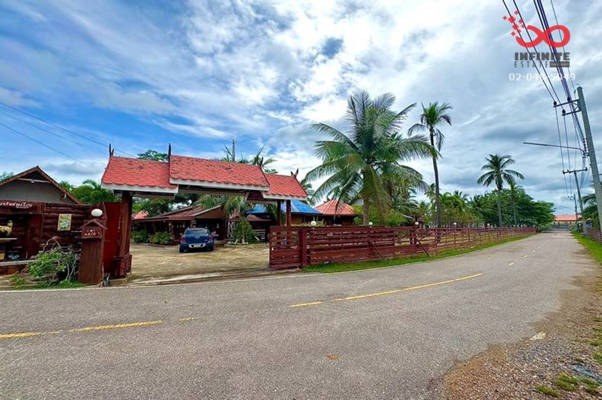ขายที่ดินสมุทรสงคราม : ขายที่ดิน 16 ไร่ 64 ตร.วา สมุทรสงคราม พร้อม รีสอร์ทและสวนมะพร้าว