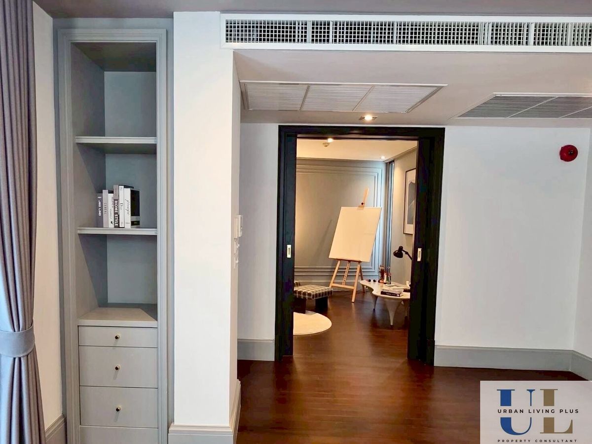 ขายคอนโดสาทร นราธิวาส : ( U20250528400 ) Tel/Line 096-2479369 , สำหรับขาย บ้าน ลักซ์ - สาทร เพนส์เฮ้า 3 ห้องนอน 3 ห้องน้ำ 303.59 ตร.ม. ตกแต่งพร้อมอยู่ สวยมาก