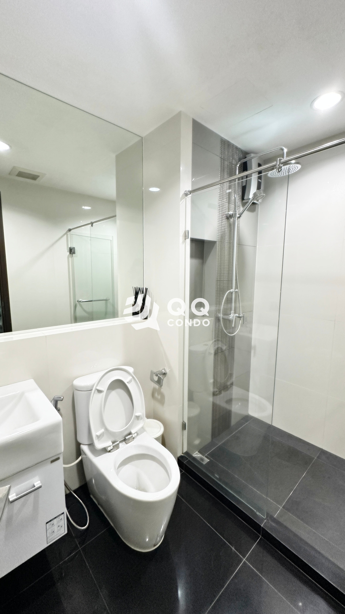 For RentCondoSathorn, Narathiwat : For Rent Rhythm Sathorn Narathiwas - 38 sq.m. - 1 Bedroom. Beautiful room, fully furnished.