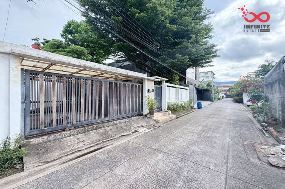 ขายบ้านโชคชัย4 ลาดพร้าว71 : ขายบ้านเดี่ยวพร้อมที่ดิน 102 ตารางวา ซอยลาดพร้าว 80 แยก 16