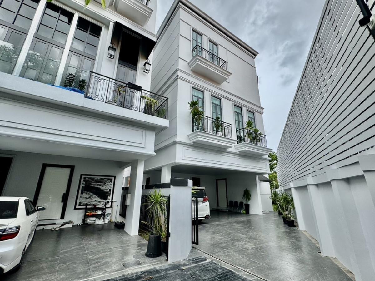 ให้เช่าบ้านสุขุมวิท อโศก ทองหล่อ : ✨Luxury Pool Villa for rent on Ekkamai Sukhumvit 67 only 7 minute to BTS