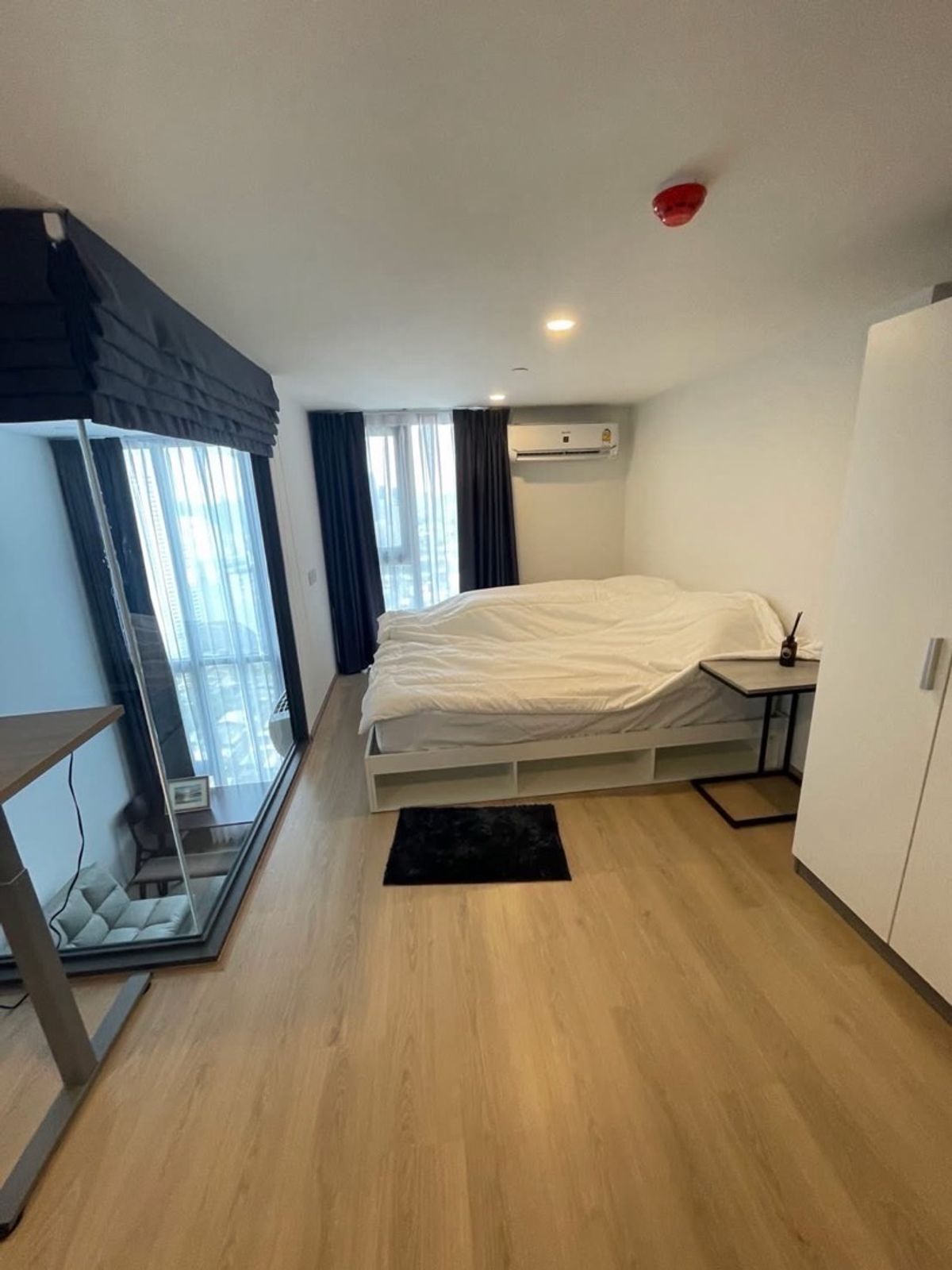 ให้เช่าคอนโดคลองเตย กล้วยน้ำไท : For Rent : Life Rama 4 - Asoke
MRT Queen Sirikit Centre 
( 48 Sqm , 34th Floor ) 