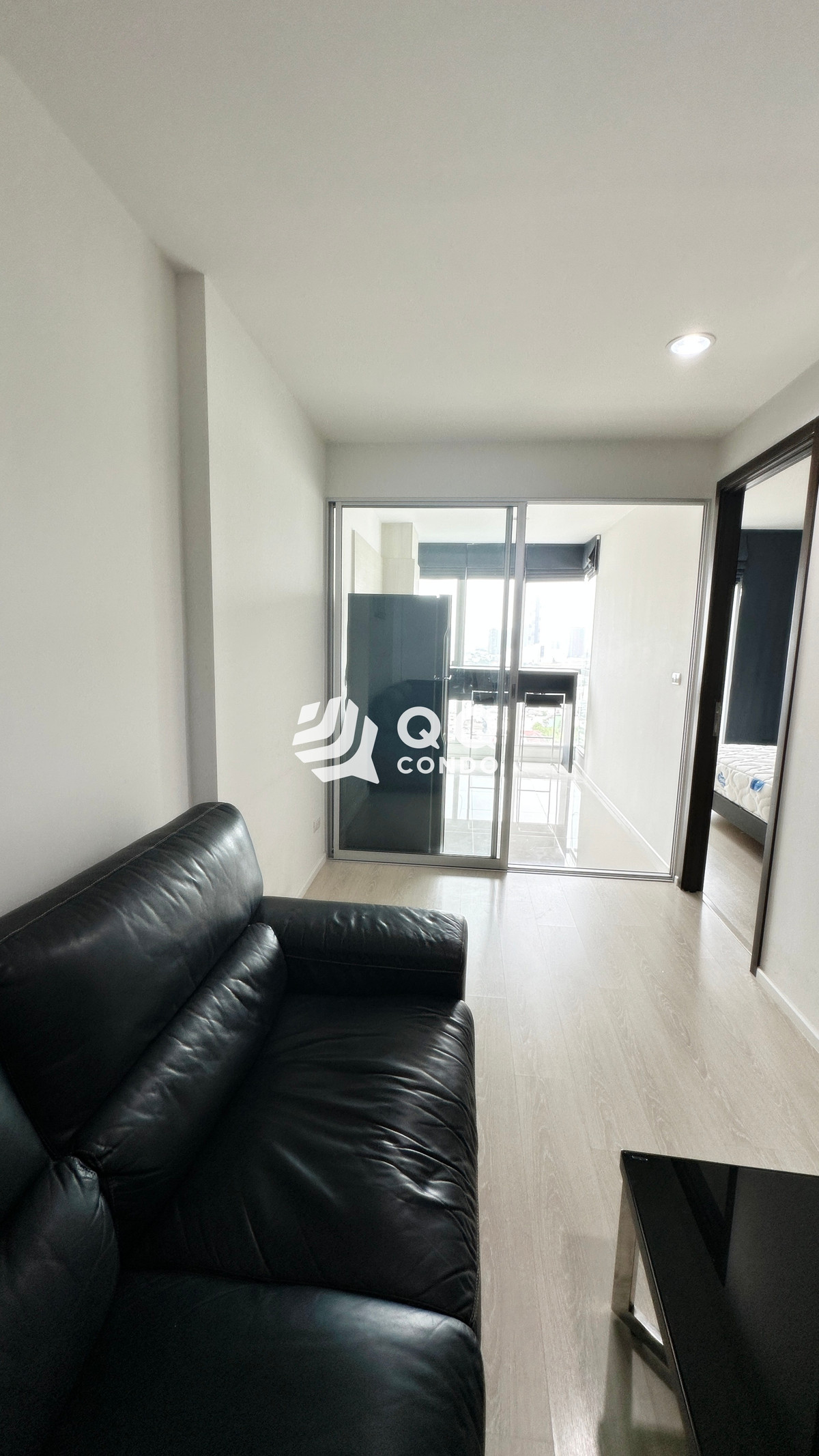 For RentCondoSathorn, Narathiwat : For Rent Rhythm Sathorn Narathiwas - 38 sq.m. - 1 Bedroom. Beautiful room, fully furnished.