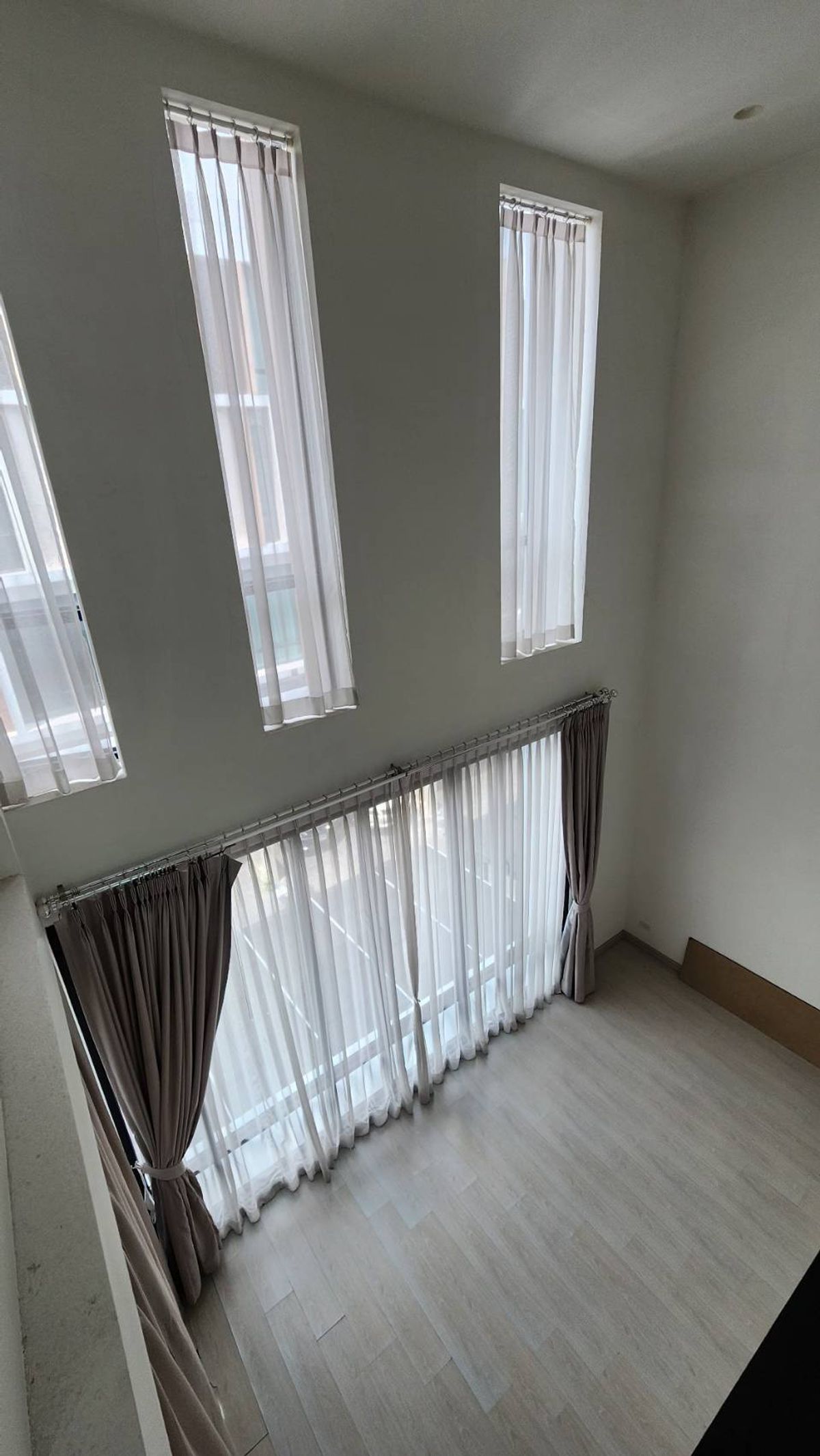 ขายทาวน์โฮมรัชดา ห้วยขวาง : ขายทาวน์โฮม ดิออเทอร์ รัชดา 32 ราคาดีที่สุดในย่านนี้ | หลังมุมใหญ่ สไตล์บ้านเดี่ยว