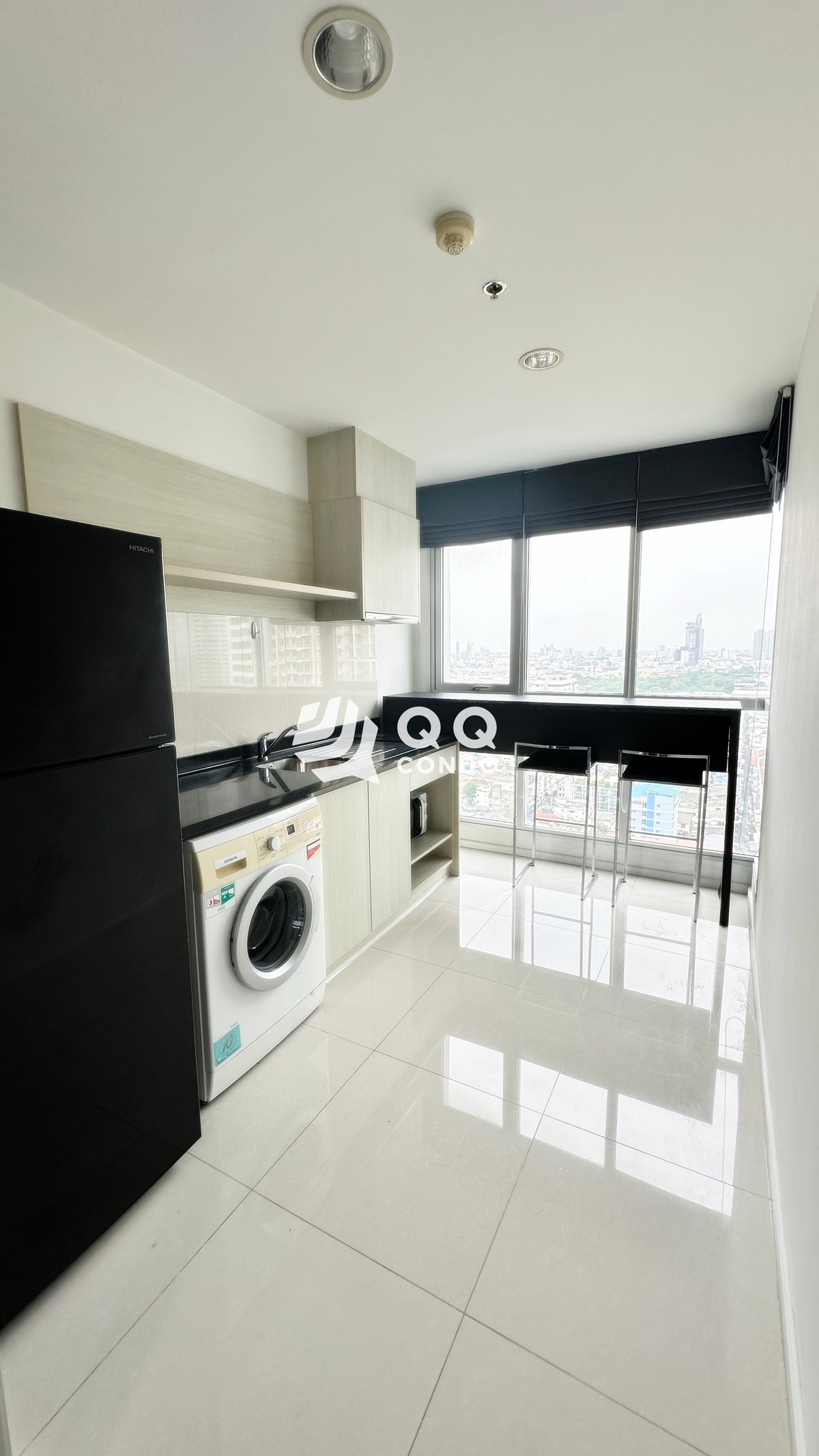 For RentCondoSathorn, Narathiwat : For Rent Rhythm Sathorn Narathiwas - 38 sq.m. - 1 Bedroom. Beautiful room, fully furnished.