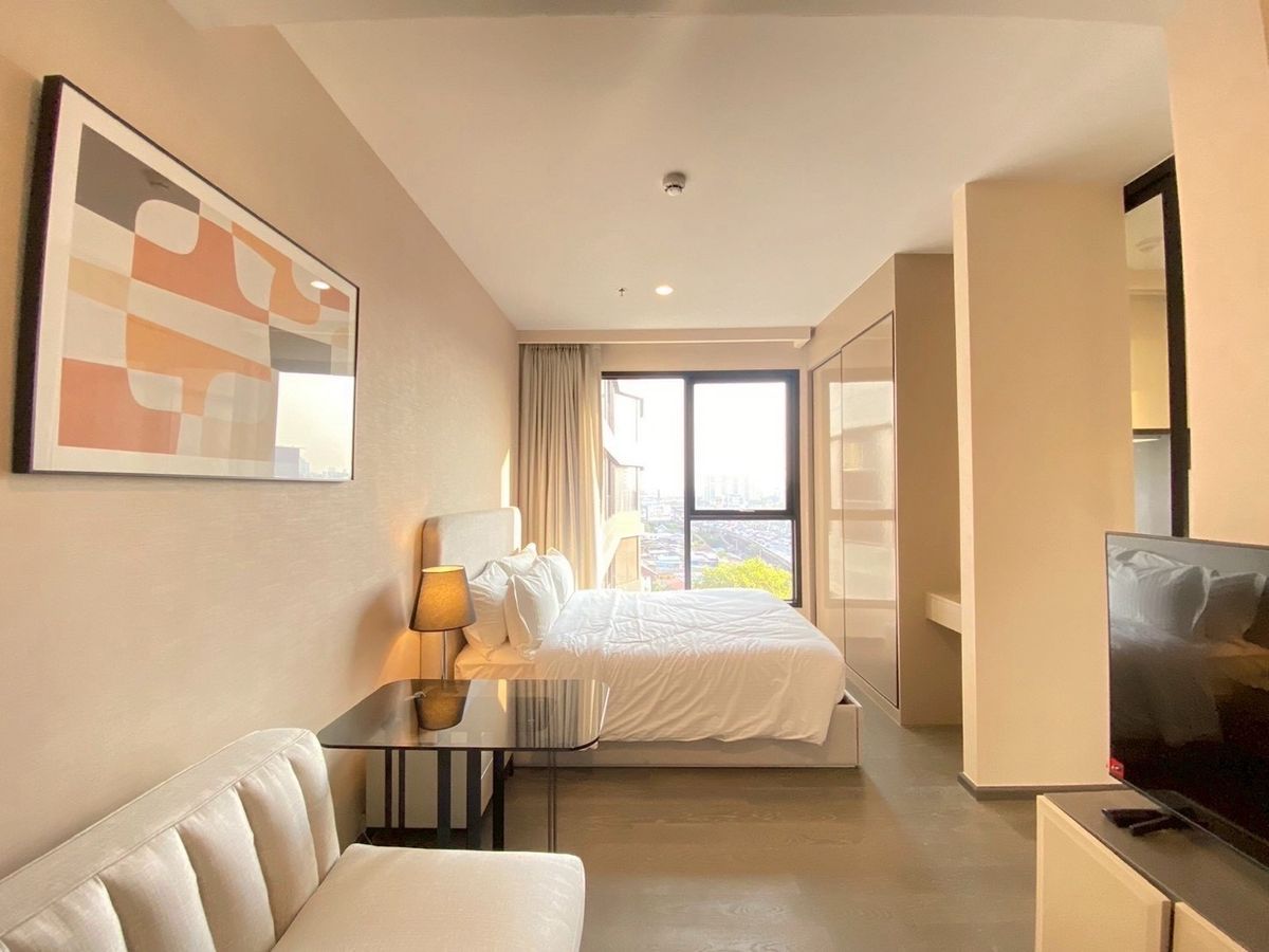 ให้เช่าคอนโดคลองเตย กล้วยน้ำไท : 🏙️ [เช่าด่วน] Coco Parc Studio 27 ตร.ม. ชั้น 11 | วิวเมือง | เดินถึง MRT ศูนย์สิริกิติ์ 💼✨
