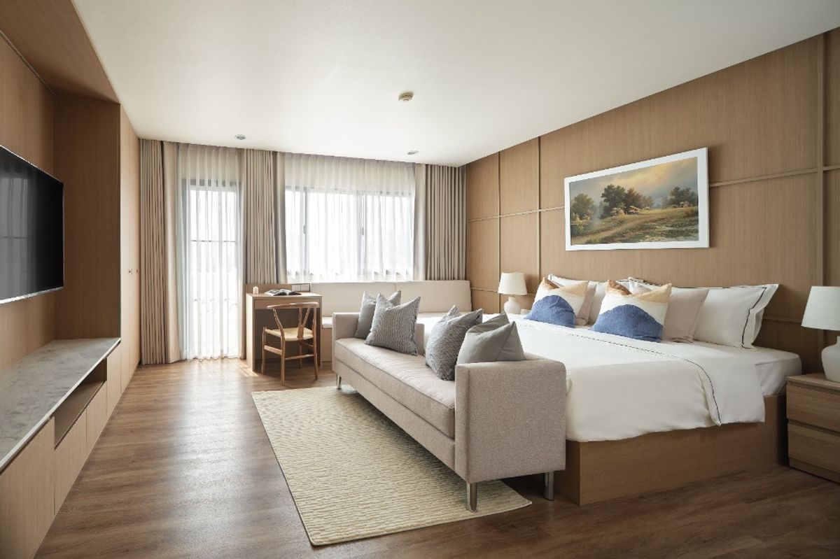 ให้เช่าคอนโดสุขุมวิท อโศก ทองหล่อ : Thonglor Exclusive Living – 4-Bedroom Unit at United Tower for Rent