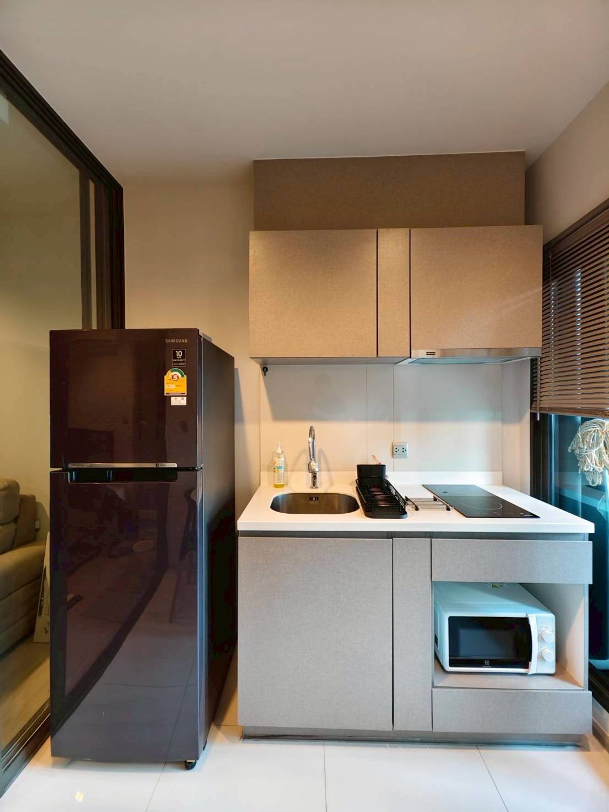 ให้เช่าคอนโดพระราม 9 เพชรบุรีตัดใหม่ RCA : 🔥ให้เช่าด่วน🔥คอนโด ไลฟ์ อโศก - พระราม 9 ติด MRT พระราม 9 เฟอร์นิเจอร์ครบ พร้อมเข้าอยู่