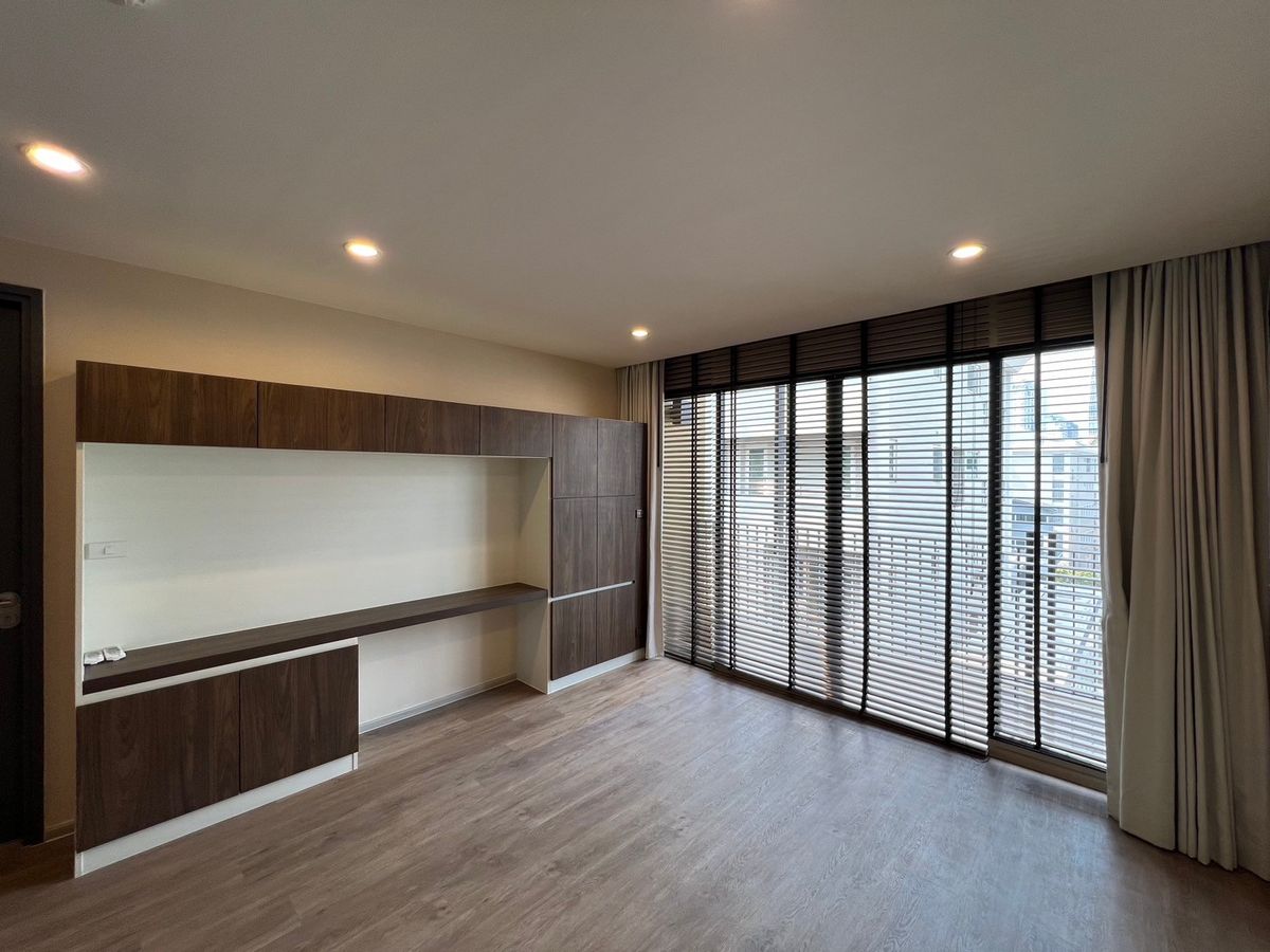 ขายคอนโดวิทยุ ชิดลม หลังสวน : FREE ALL TRANFER   FOR SALE 1 BEDROOM 61 SQ.M   7.9 MB  CALL NOW 094-641-5974