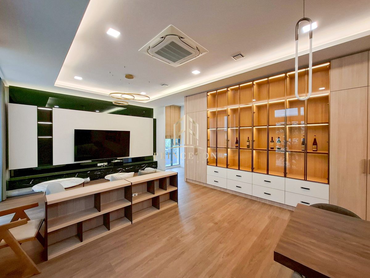 บ้านพัฒนาการ ศรีนครินทร์ : วีเว่ พระราม 9 ใกล้ โรงเรียนนานาชาติ Wellington collage 📞092-4252445  VIVE Rama 9