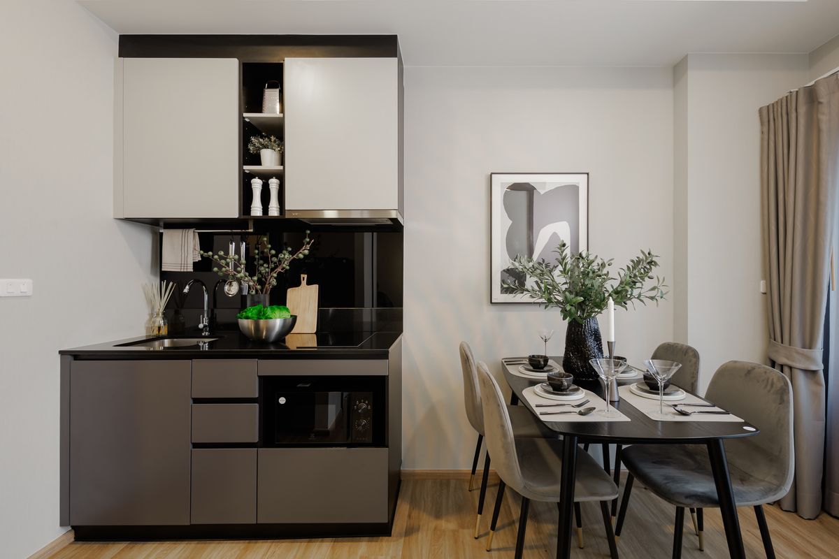 ขายคอนโดรัชดา ห้วยขวาง : 🔥ดีลดีที่สุดแห่งปี🔥𝐓𝐇𝐄 𝐒𝐓𝐀𝐆𝐄 𝐌𝐢𝐧𝐝𝐬𝐜𝐚𝐩𝐞 ใกล้ 𝐌𝐑𝐓 ห้วยขวาง 𝟐 นอน 𝟒𝟔 ตร.ม. ชั้นสูง เริ่ม 𝟓.𝟓𝟓 ลบ.* รับประกันการันตีราคาดีที่สุด💯📱𝟬𝟵𝟮-𝟴𝟬𝟴𝟴𝟴𝟵𝟵