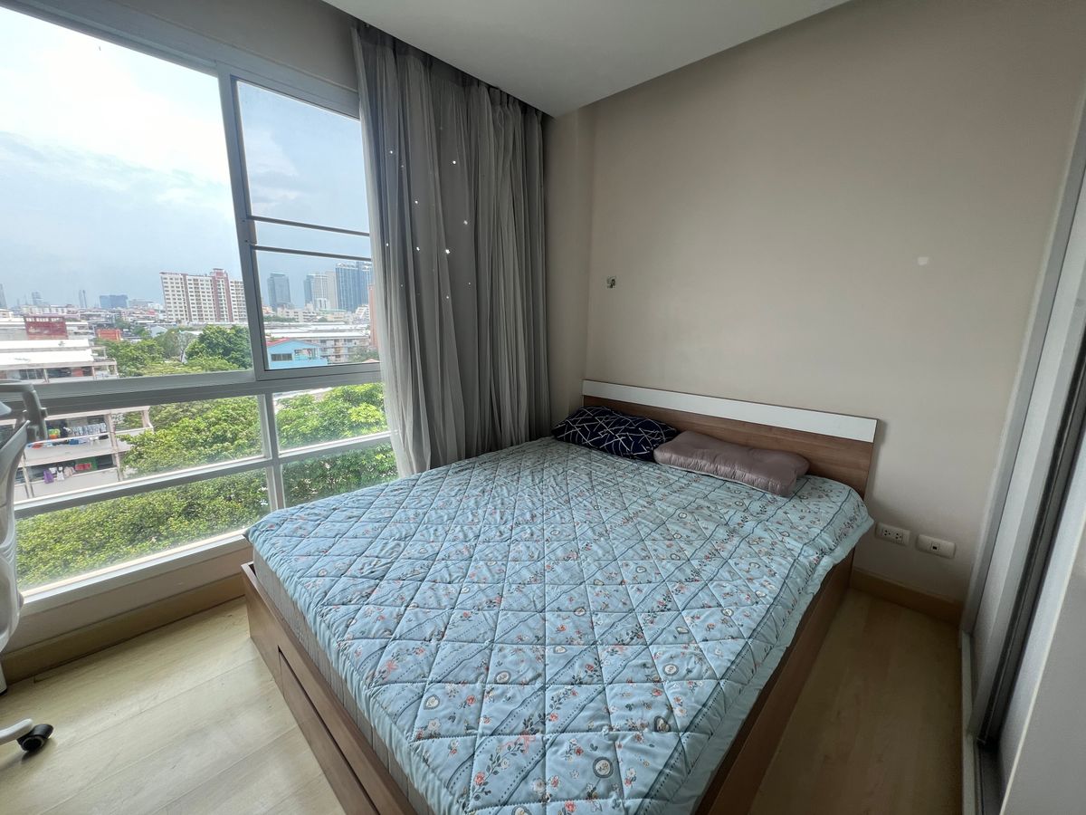ขายคอนโดรัชดา ห้วยขวาง : ขายคอนโด Emerald Residence Ratchada ใกล้ MRTห้วยขวาง เฟอร์นิเจอร์และเครื่องใช้ไฟฟ้าครบ