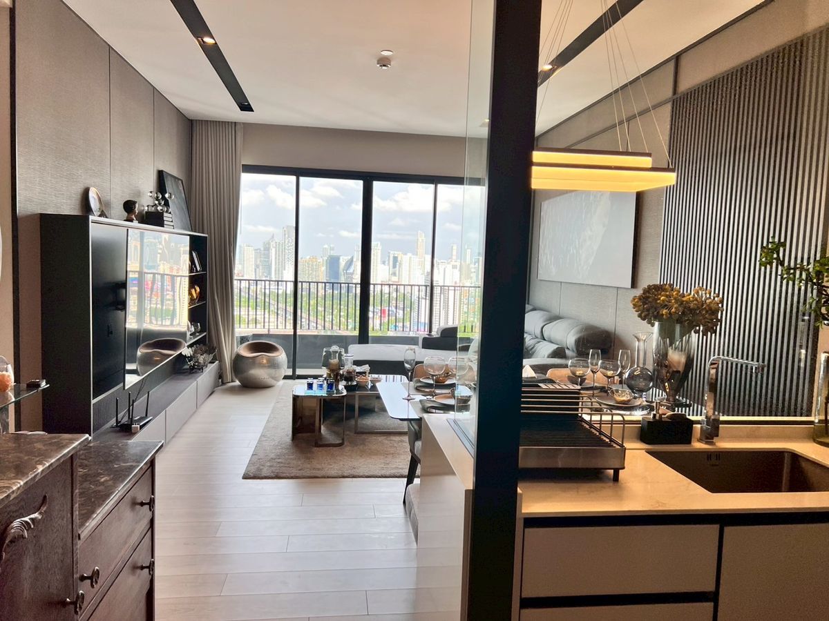 ขายคอนโดราชเทวี พญาไท : FQ ขายคอนโด The Room Phayathai ราคา 13,600,000 บาท [NCs250601]