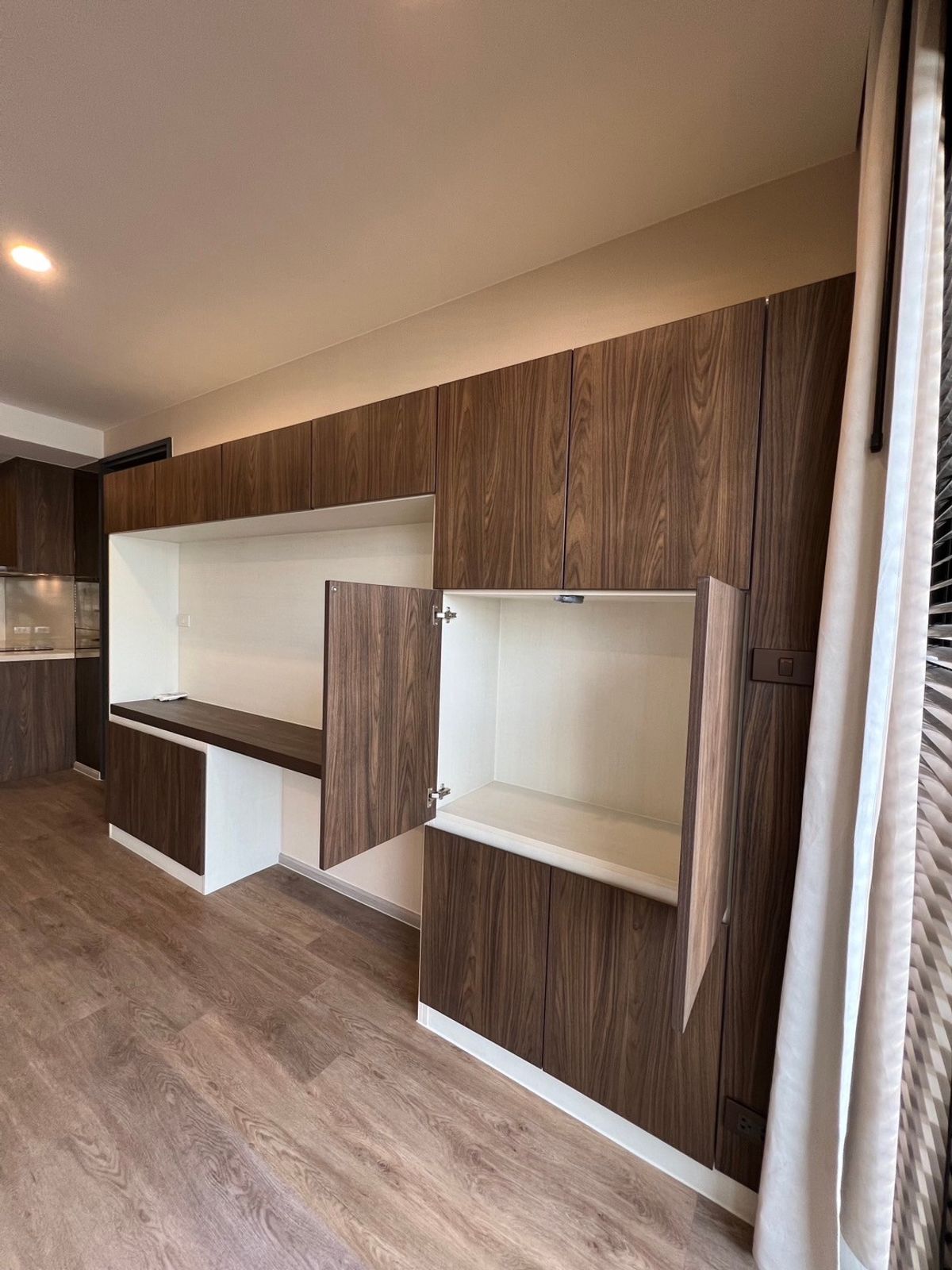 ขายคอนโดวิทยุ ชิดลม หลังสวน : FREE ALL TRANFER   FOR SALE 1 BEDROOM 61 SQ.M   7.9 MB  CALL NOW 094-641-5974