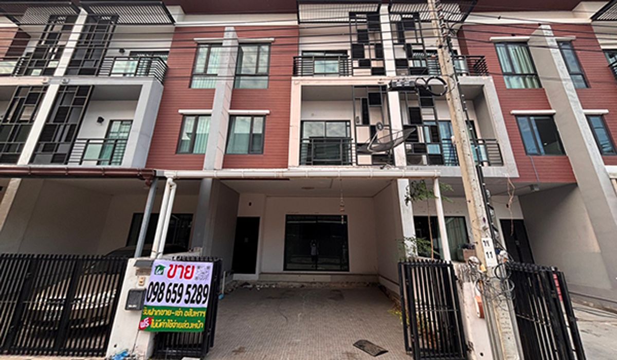 ให้เช่าทาวน์โฮมลาดกระบัง สุวรรณภูมิ : ให้เช่าทาวน์โฮม 3 ชั้น iField บางนา พื้นที่เยอะ ใกล้สนามบินสุวรรณภูมิ เมกะบางนา เหมาะเก็บสต๊อก แพ๊คของ +ให้ทีมงานพัก 