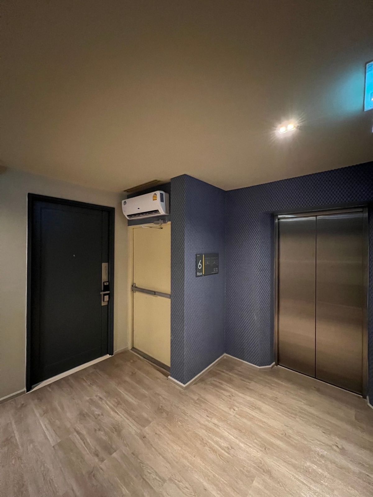 ขายคอนโดวิทยุ ชิดลม หลังสวน : FREE ALL TRANFER   FOR SALE 1 BEDROOM 61 SQ.M   7.9 MB  CALL NOW 094-641-5974