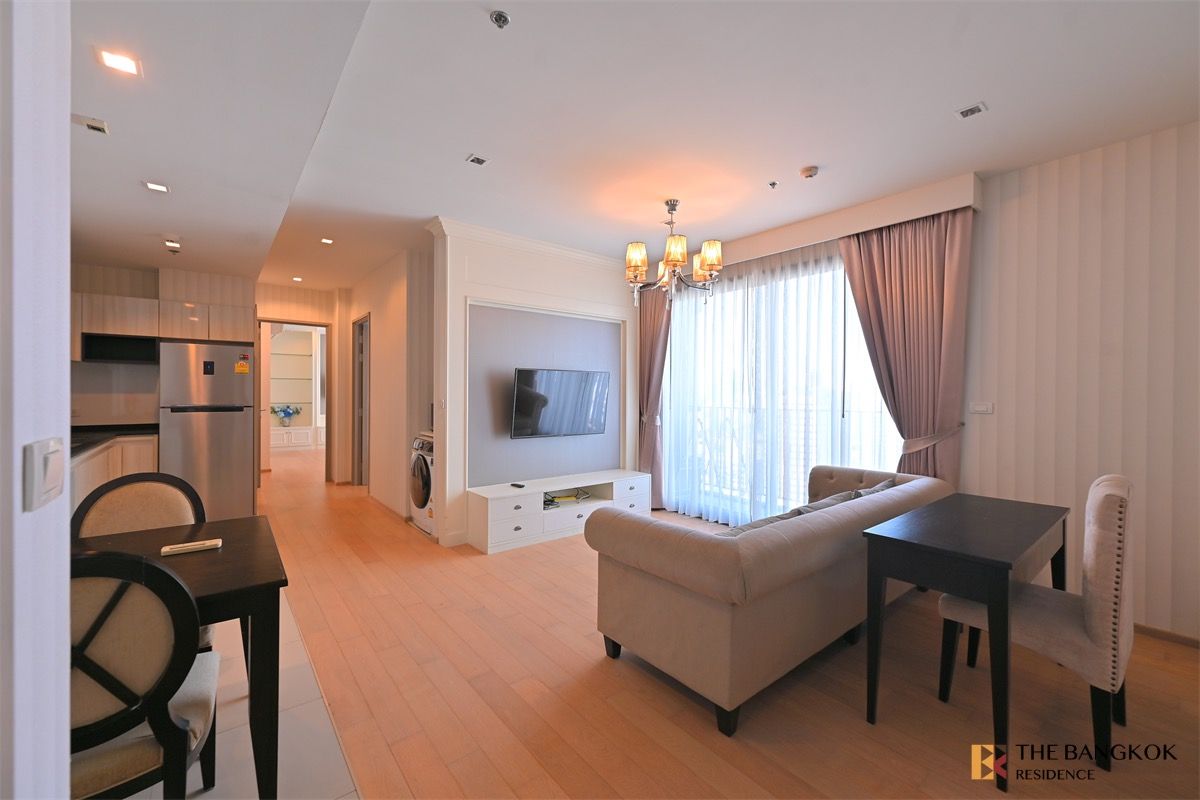 ให้เช่าคอนโดสุขุมวิท อโศก ทองหล่อ : 50K Modern 2-Bedroom Condo for Rent at HQ by Sansiri | Prime Thonglor Location
