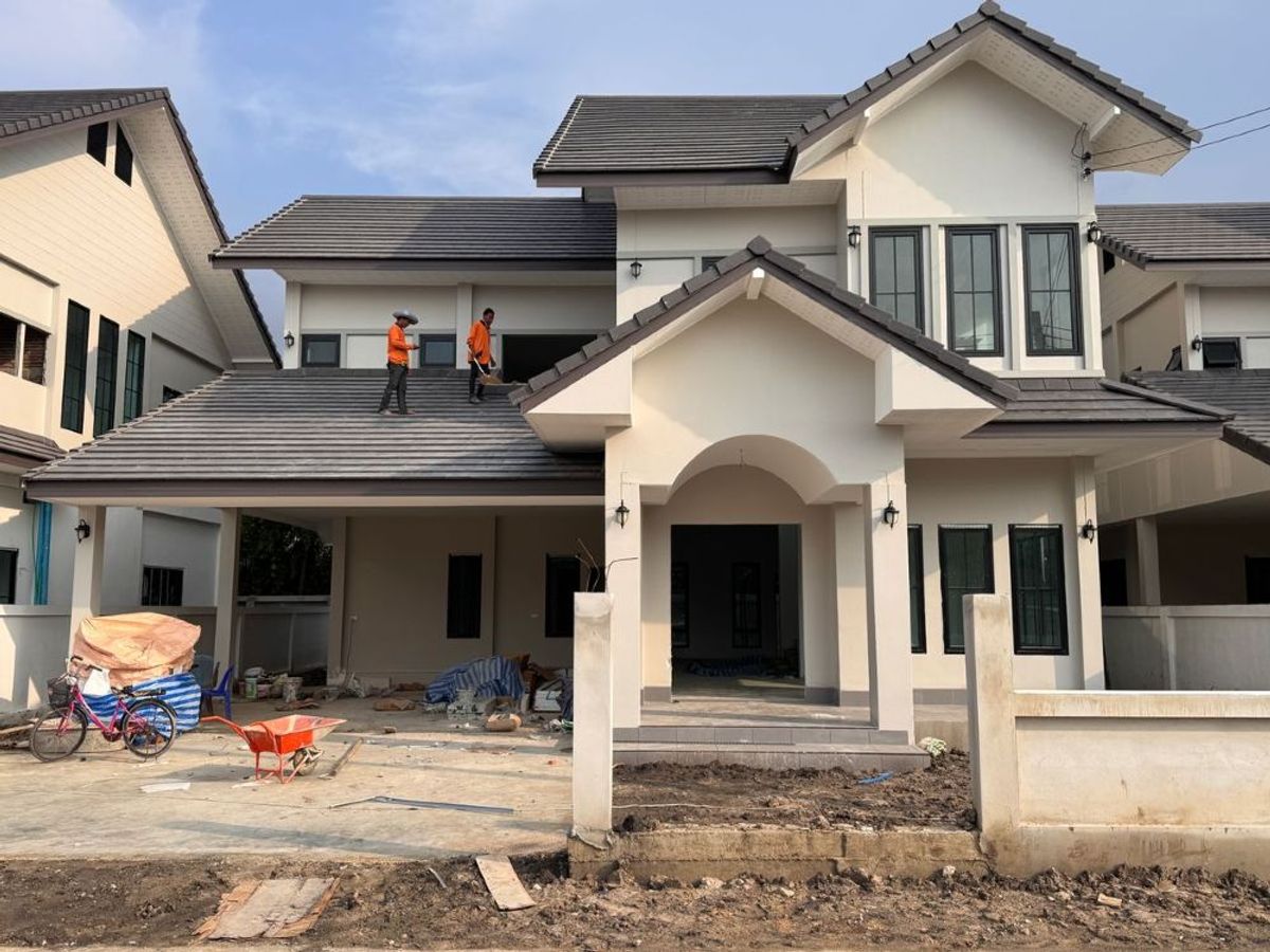 ขายบ้านนครปฐม : ขายบ้านเดี่ยว 2 ชั้น โครงการสุชีราเพลส สามพราน-เพชรเกษม ทำเลดี เดินทางสะดวก