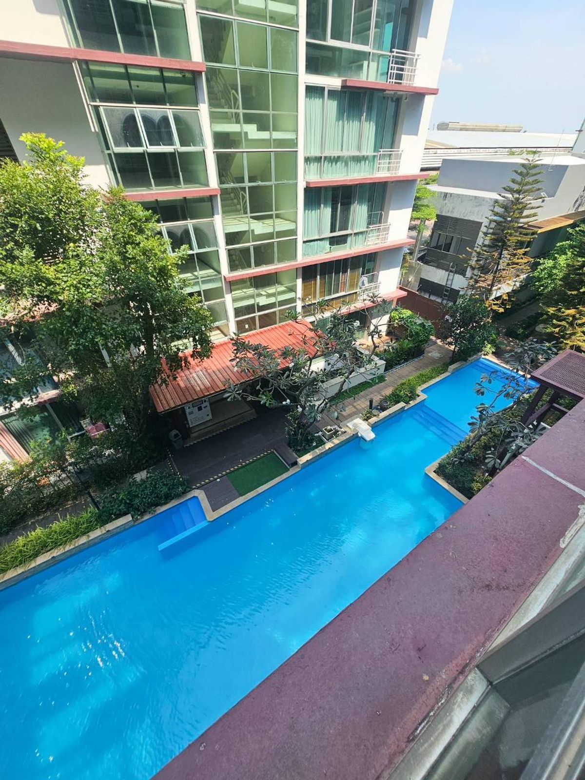 ขายคอนโดพัฒนาการ ศรีนครินทร์ : ✨ดิไอริส พระราม9-ศรีนครินทร์ ✨ คอนโดทำเลดี ใกล้รถไฟฟ้า สายสีเหลือง & แอร์พอร์ตลิงค์หัวหมาก 