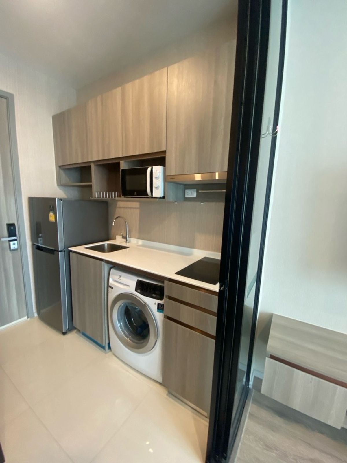 For RentCondoKasetsart, Ratchayothin : 🔥For urgent rent🔥 Knightbridge Prime Ratchayothin, only 50 meters from BTS Phahon Yothin, high floor, beautiful view, ready to move in