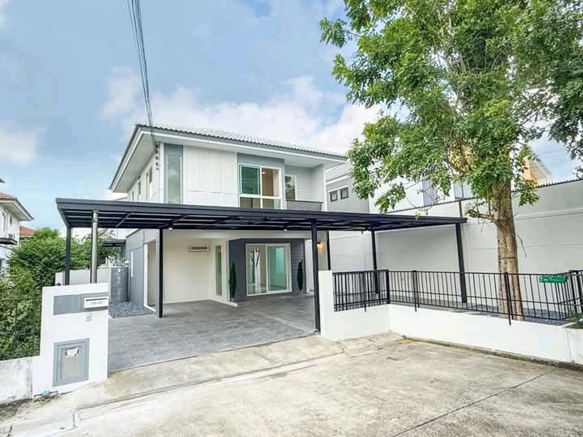 ขายบ้านพุทธมณฑล ศาลายา : 🏡ขายบ้าน หมู่บ้านอินนิซิโอ ปิ่นเกล้า-ศาลายา 
บ้านเดี่ยวหลังมุม ขนาด 52.4 ตรว.
3 ห้องนอน 2 ห้องน้ำ 2 ห้องครัว จอดรถได้ 3 คัน
รีโนเวทใหม่ พร้อมอยู่ 
✅ราคาเพียง 4,590,000 บาท ใกล้ ม.มหิดล