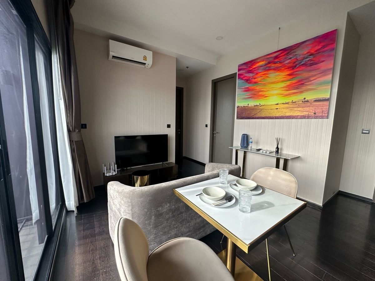 ให้เช่าคอนโดสุขุมวิท อโศก ทองหล่อ : 🔥Park Origin Thonglor🔥
Very beautiful view
🔑Free Cleaning service twice a month🔑