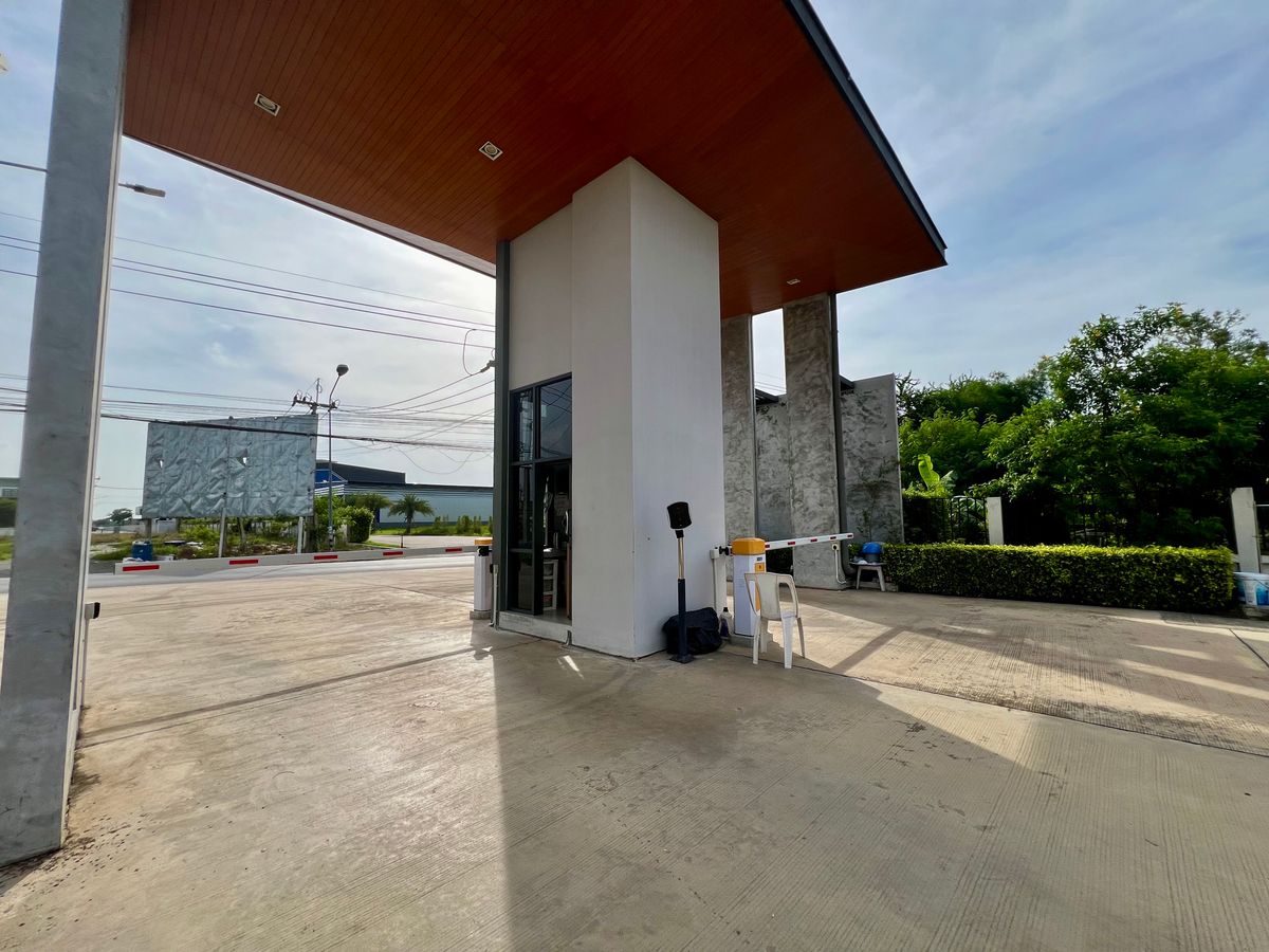 ขายบ้านปทุมธานี รังสิต ธรรมศาสตร์ : 🏡 ขายบ้านเดี่ยวสไตล์โมเดิร์น Living Loft ลำลูกกา คลอง 9 | หรูหรา พื้นที่กว้าง วัสดุพรีเมียม พร้อมอยู่! 📍 ทำเลดี เดินทางสะดวก ใกล้ตลาด โรงเรียน สนามกอล์ฟ และโรงงานใหญ่