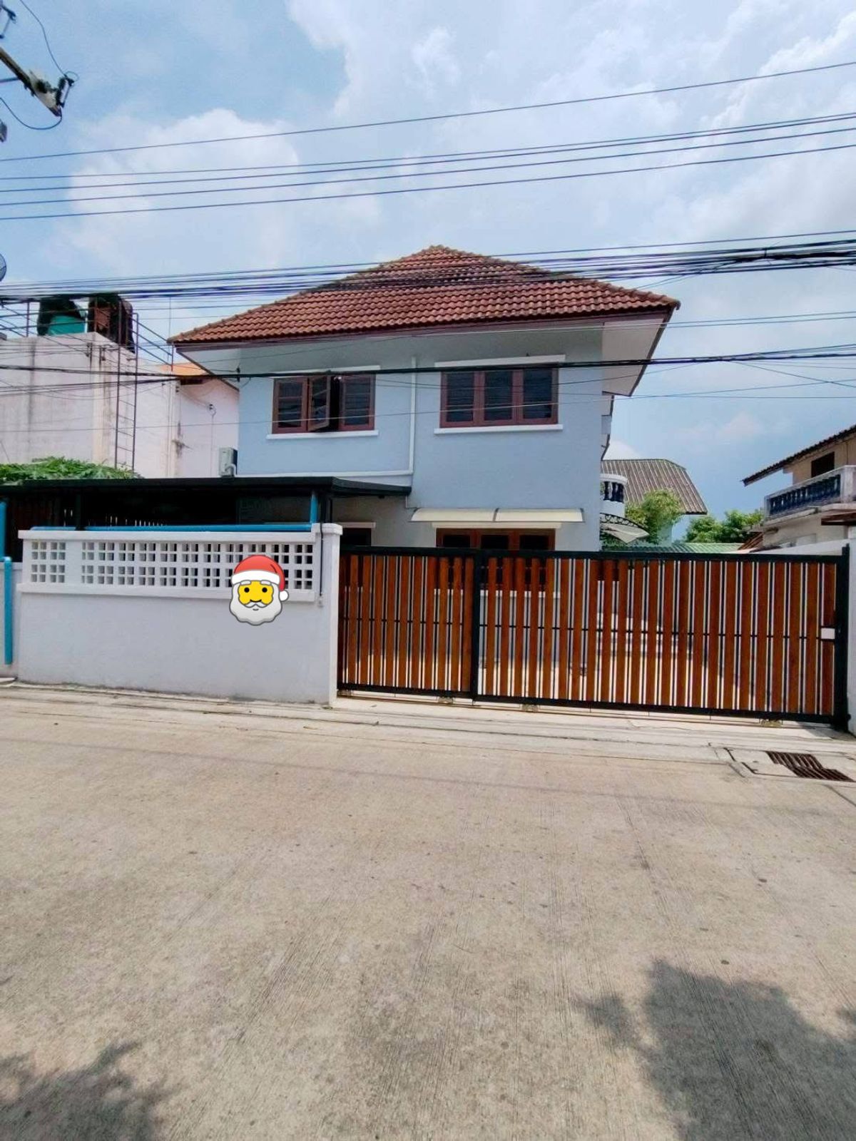 ให้เช่าบ้านนวมินทร์ รามอินทรา : 🏡✨ ให้เช่าบ้านเดี่ยว ใกล้รถไฟฟ้ามีนบุรี – หทัยราษฎร์ซอย 3 📍เดินเพียง 5 นาทีถึง MRT สายสีชมพู สถานีเศรษฐบุตรบำเพ็ญ และสถานีมีนบุรี 💸 ค่าเช่าเพียง 25,000 บาท/เดือน