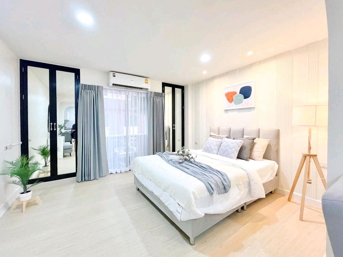 ขายคอนโดรามคำแหง หัวหมาก : 68 06 245
ขาย Bodin Sweet home 