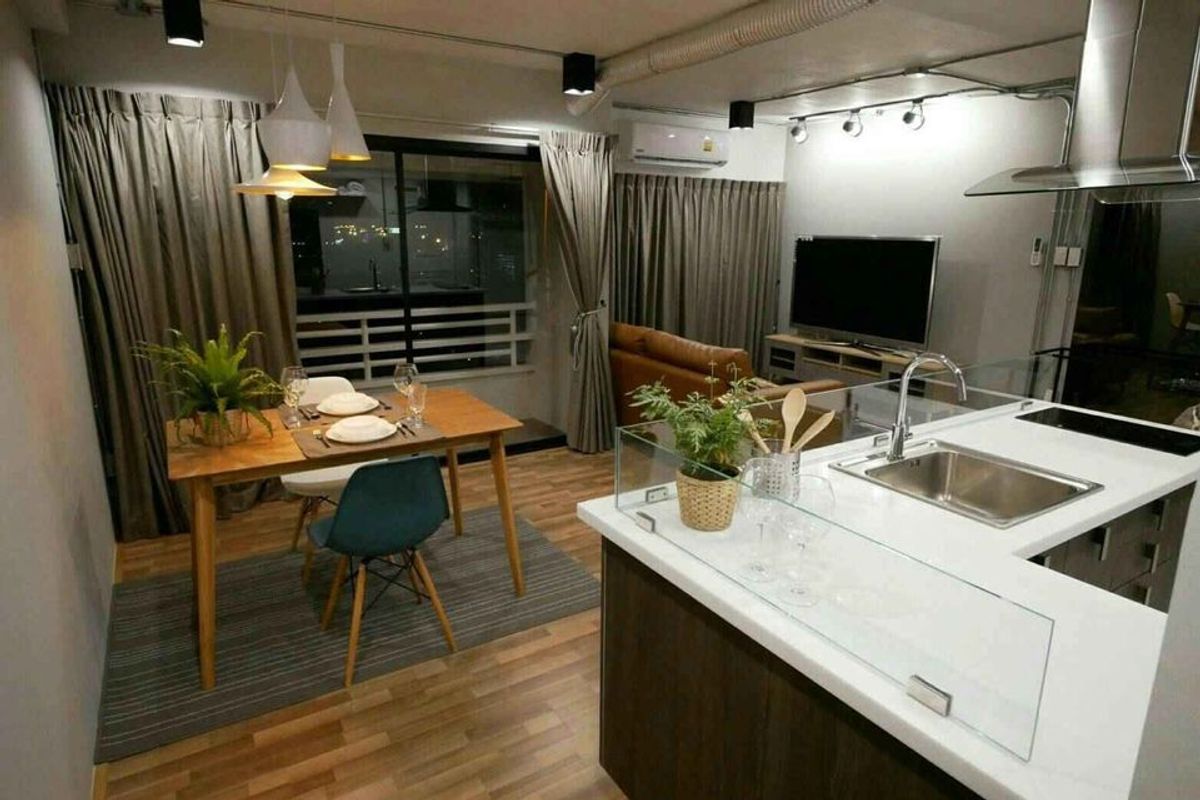 ให้เช่าคอนโดสุขุมวิท อโศก ทองหล่อ : Thonglor Tower 2 ห้องนอนคอนโดให้เช่า