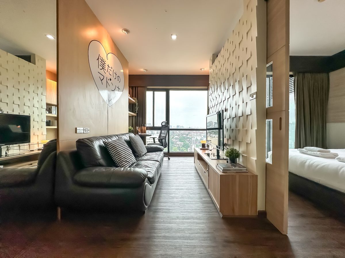 ให้เช่าคอนโดอารีย์ อนุสาวรีย์ : 🔥ให้เช่าด่วน🔥โนเบิล รีเฟลกซ์ สำหรับเช่าระยะสั้น บรรยากาศสบาย น่าอยู่ ใจกลางอารีย์ ใกล้รถไฟฟ้า 