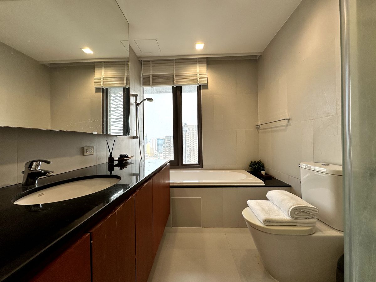 ให้เช่าคอนโดวิทยุ ชิดลม หลังสวน : 🔥ให้เช่าด่วน🔥อมันตา ลุมพินี สำหรับเช่าระยะสั้น ห้องชั้นสูง วิวเมืองกรุงเทพฯ สวยมาก