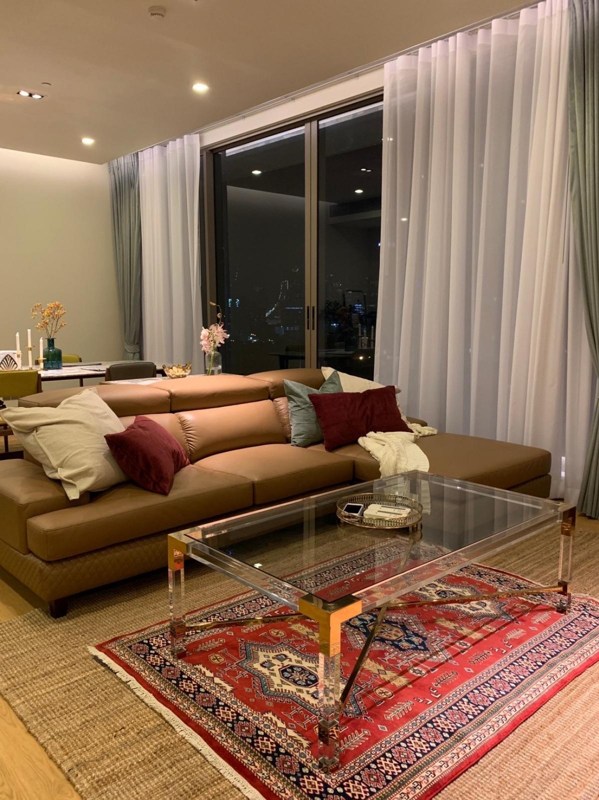 ให้เช่าคอนโดสีลม ศาลาแดง บางรัก : Saladaeng One, 2 bed, 110000 per month