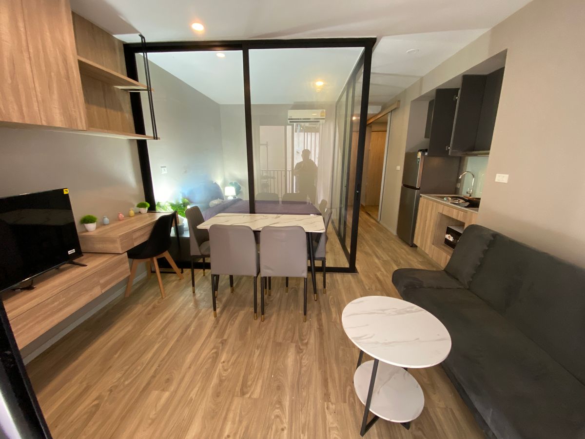For RentCondoSathorn, Narathiwat : 📢 Urgent !! Duplex 1 bedroom for rent. Blossom Project Sathorn in the heart of the city. Good location.