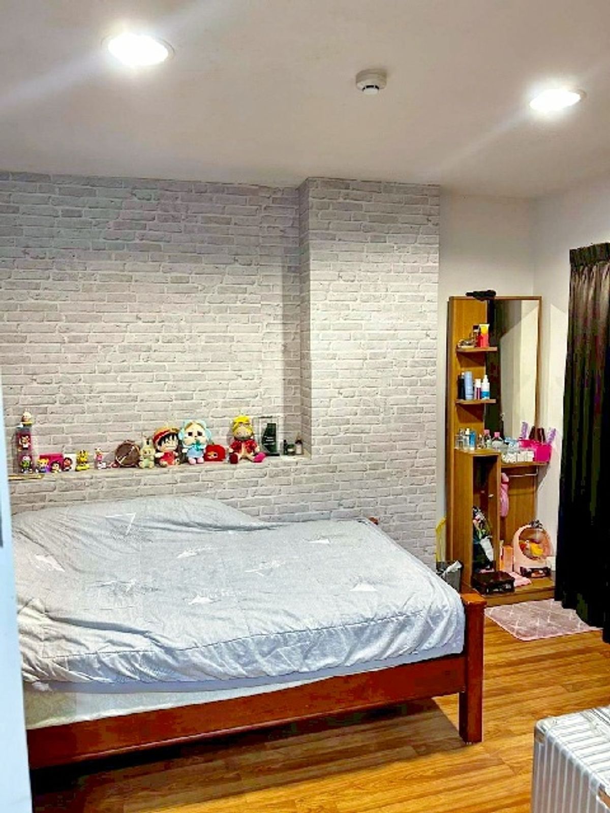 ให้เช่าคอนโดลาดพร้าว101 แฮปปี้แลนด์ : ให้เช่าคอนโดแอนนาเพลส ลาดพร้าว 130 MRT บางกะปิ 1.1 กม.33 ตร.ม.1 นอน 1 น้ำ พร้อมเฟอร์ เครื่องใช้ไฟฟ้า เดอะมอลล์ บางกะปิ 1.3 กม.